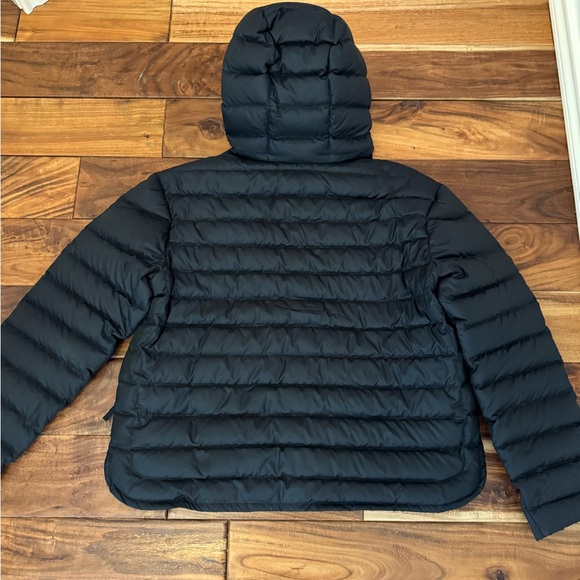 Nike Puffer Jacket - Picture 2 of 4